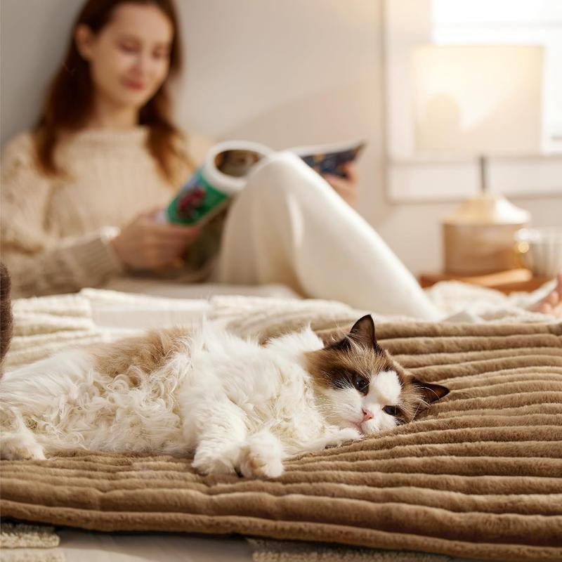 Bedsure Self Warming Pet Bed, Small Self Heating Pet Crate Pad, No Electricity, Thermal Extra Warm Mat Indoor & Outdoor, Non-Slip & Washable Noiseless Animal, Tiktokshopblackfriday Choice, Foot Warmer, Warming Pad, Desk Foot Warmer